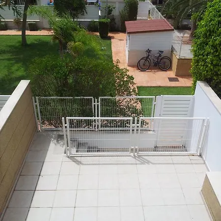 Adosados Villas De Corinto Almarda