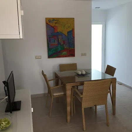 Holiday home Adosados Villas De Corinto Almarda